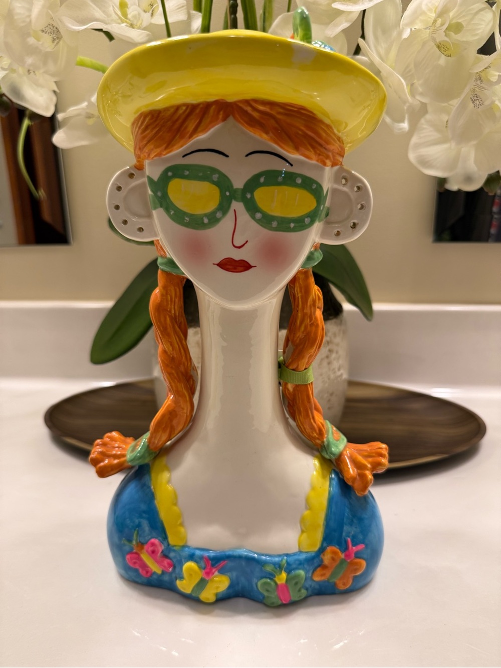 🎉 Colorful Ceramic Woman Bust earring holder  with Sunglasses